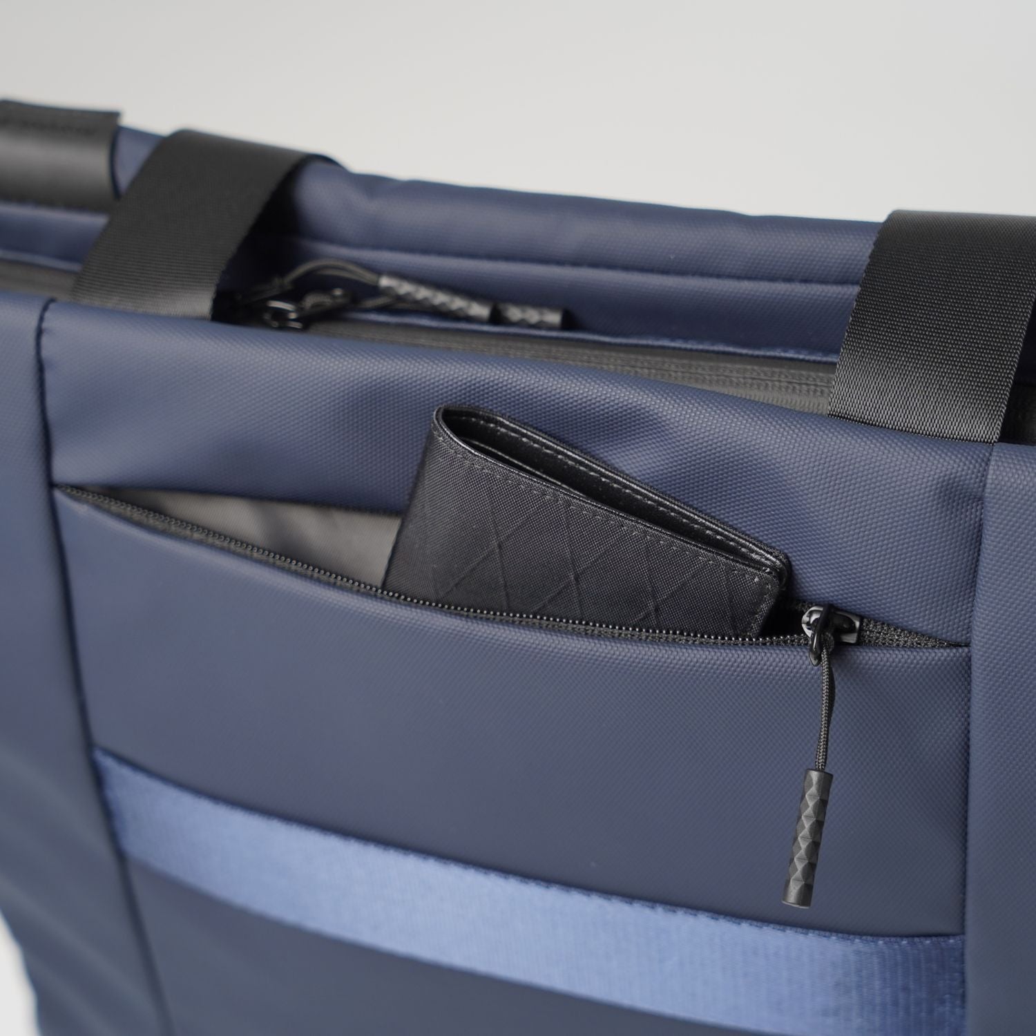 Kangaroo Messenger Tote (pre-order)