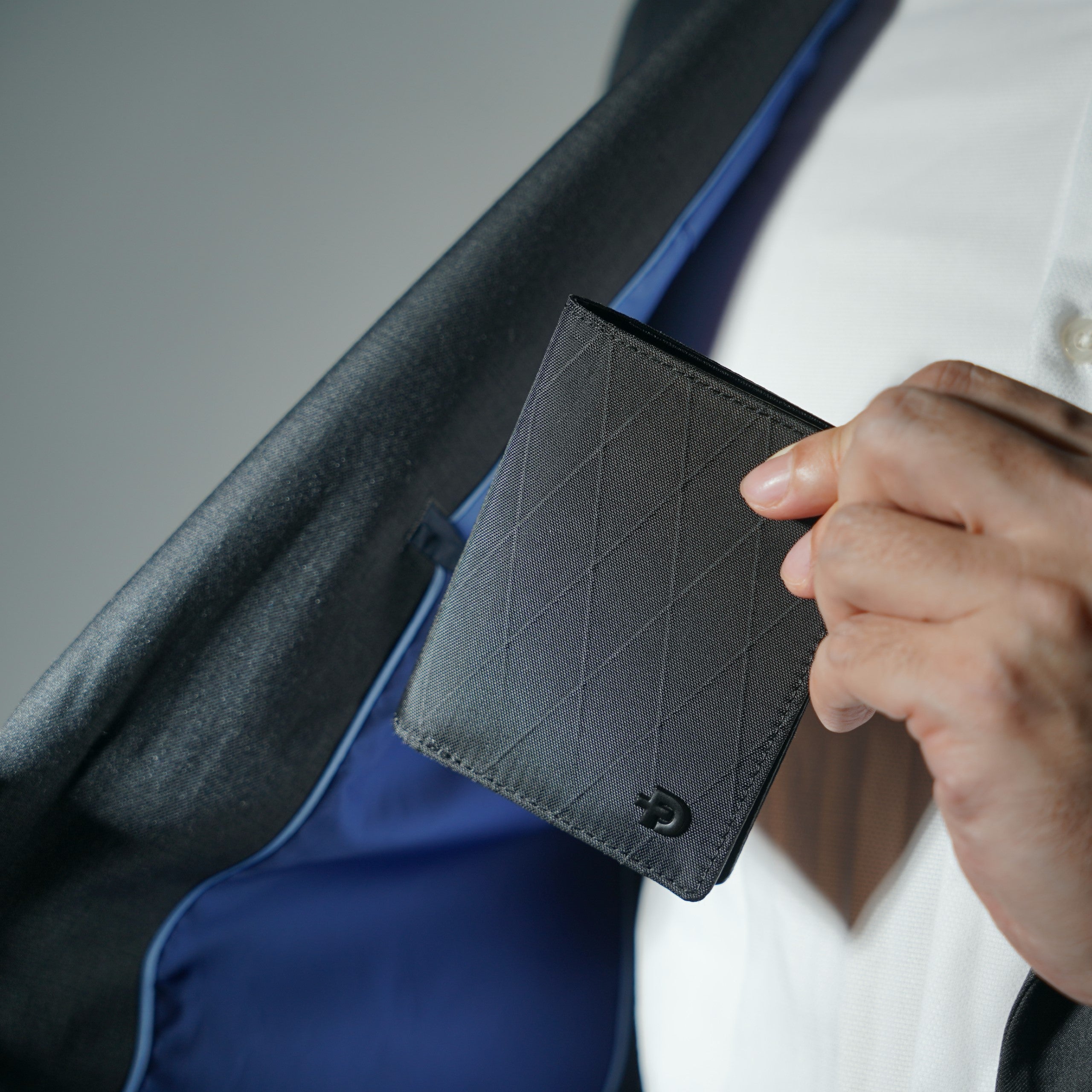 Explorer Wallet S
