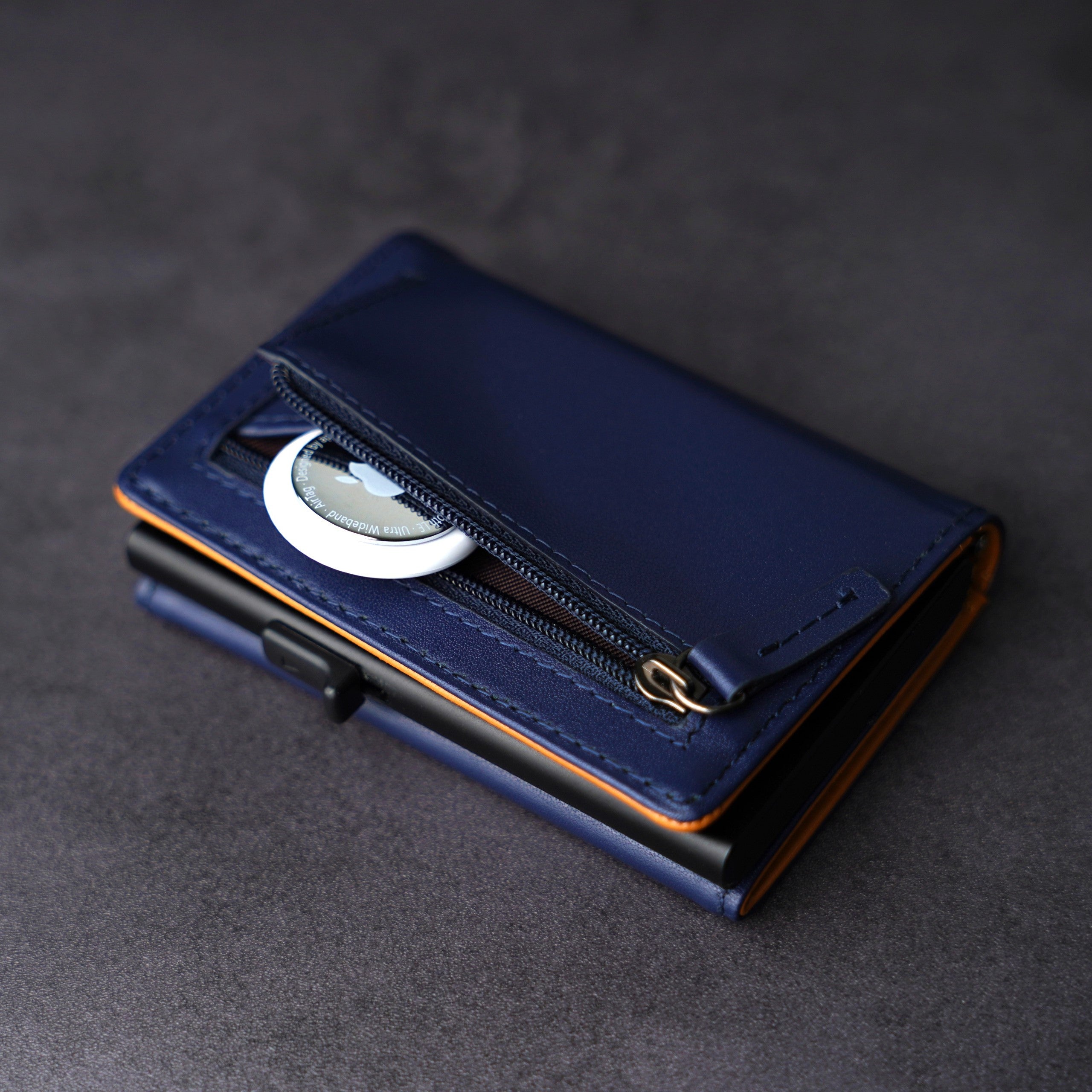 Explorer Wallet - Leather Edition