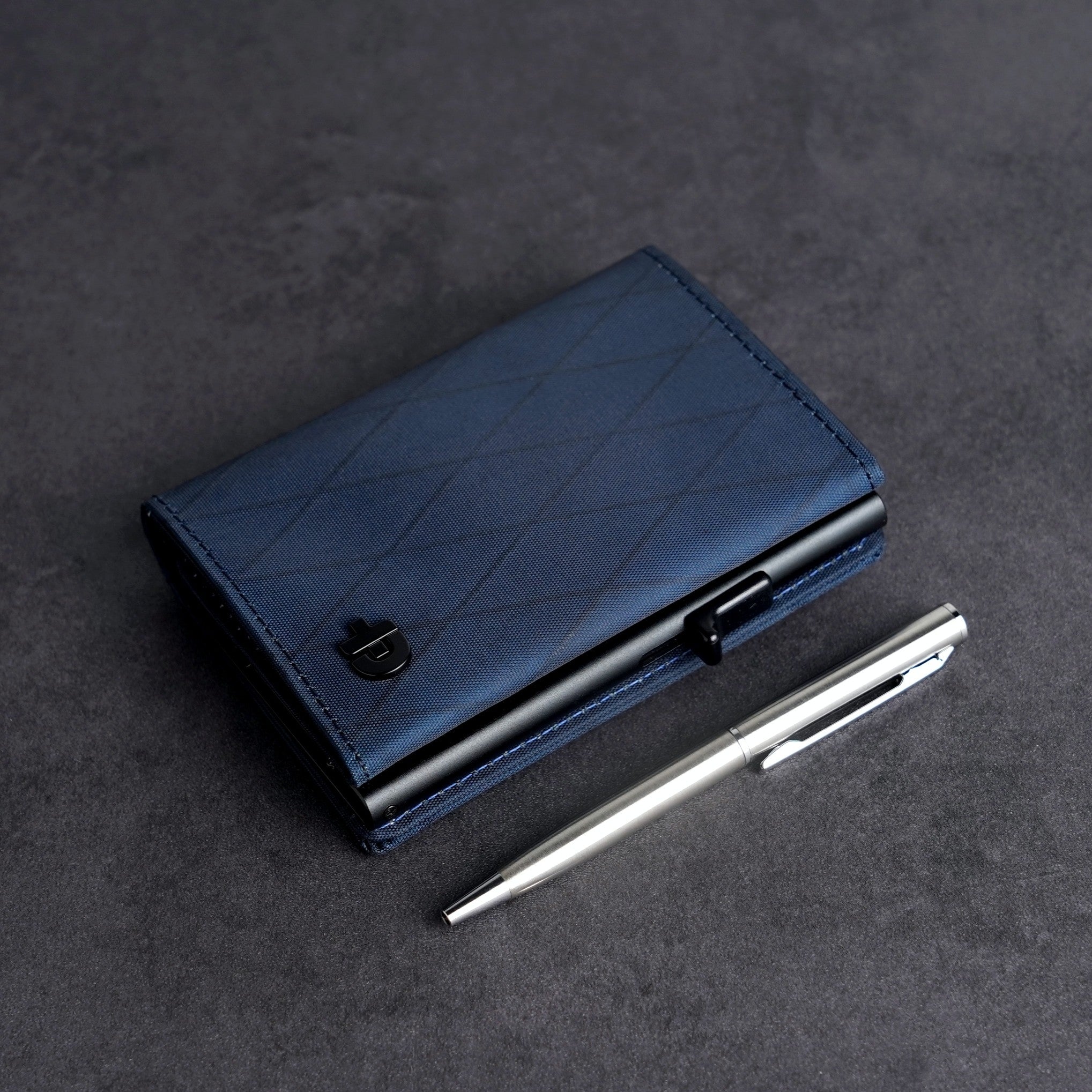 Explorer Wallet (pre-order)