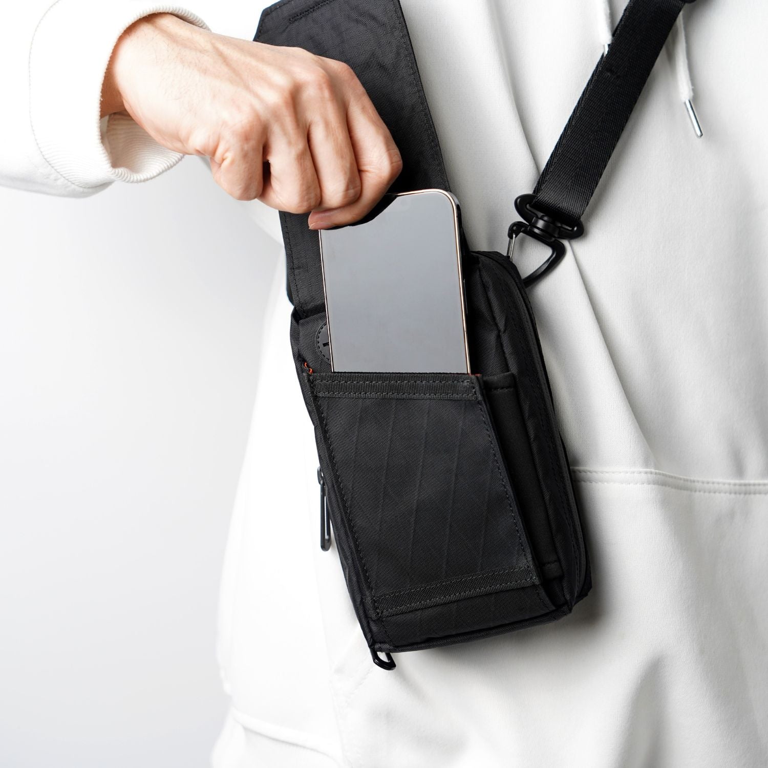 D2D Pouch V2 (pre-order)