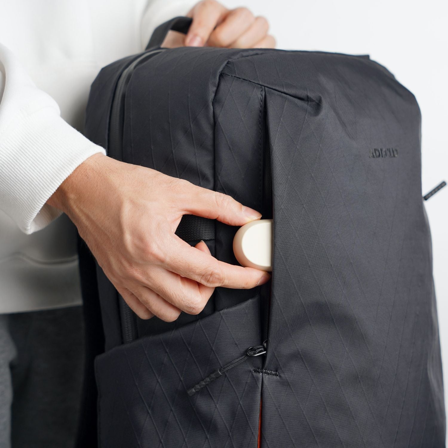 D2D Essential Backpack (pre-order)