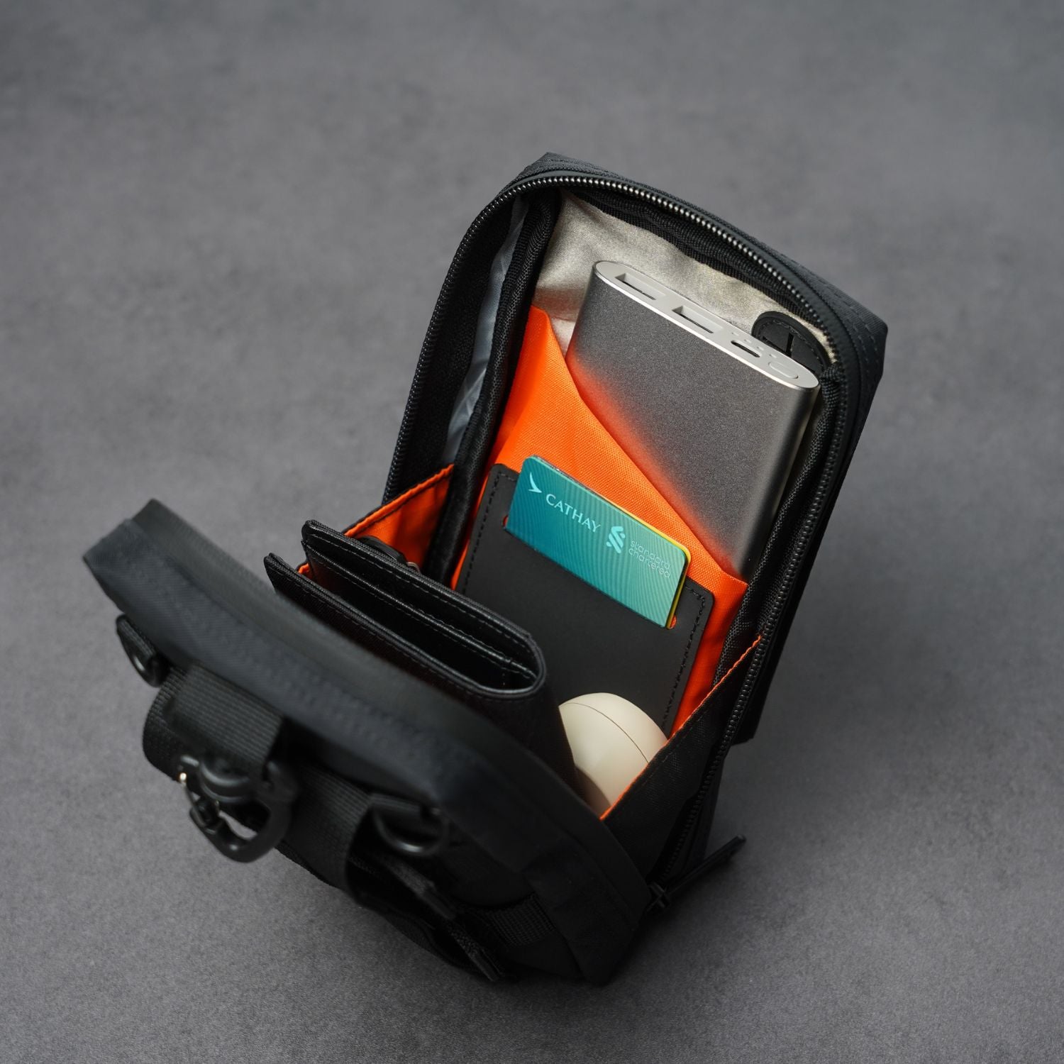 D2D Pouch V2 (pre-order)