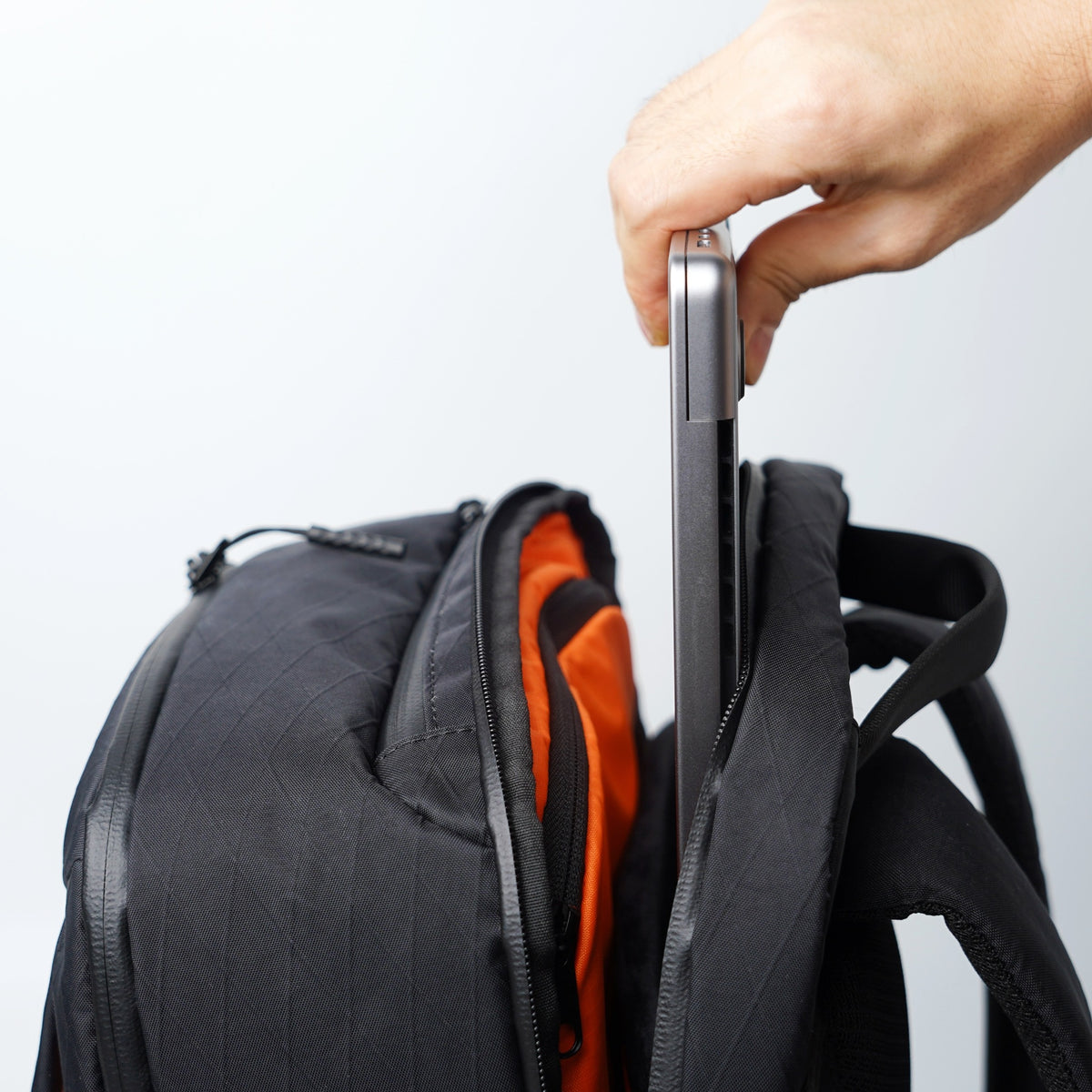 D2D Essential Backpack Pro (pre-order)